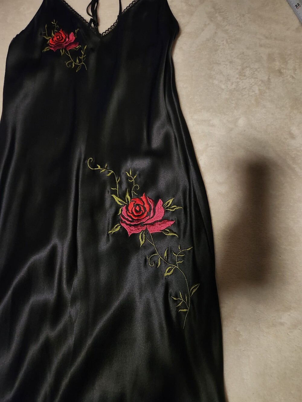 RARE Vtg Victoria's Secret Sz M 100% Silk Rose Embroidered Maxi Slip Dress Gown - Picture 6 of 14